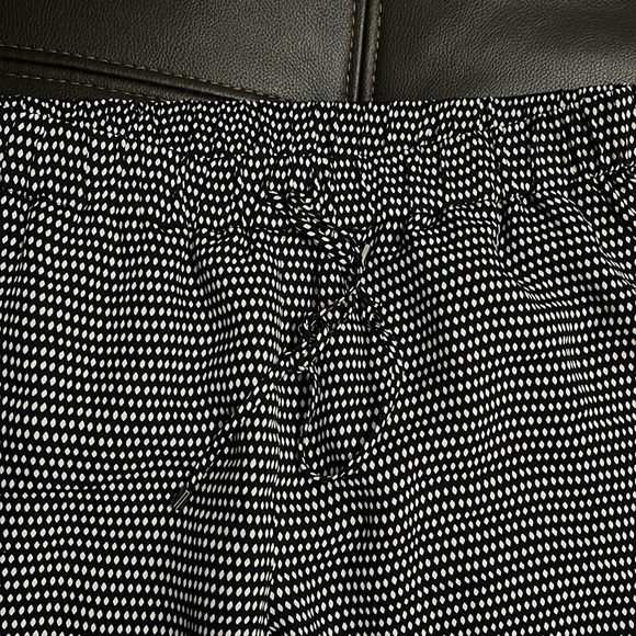 Haute Hippie Black Silk Polka Dot Pull On Pants - Picture 2 of 4